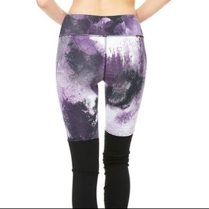 Alo yoga Goddess over the foot leggings purple